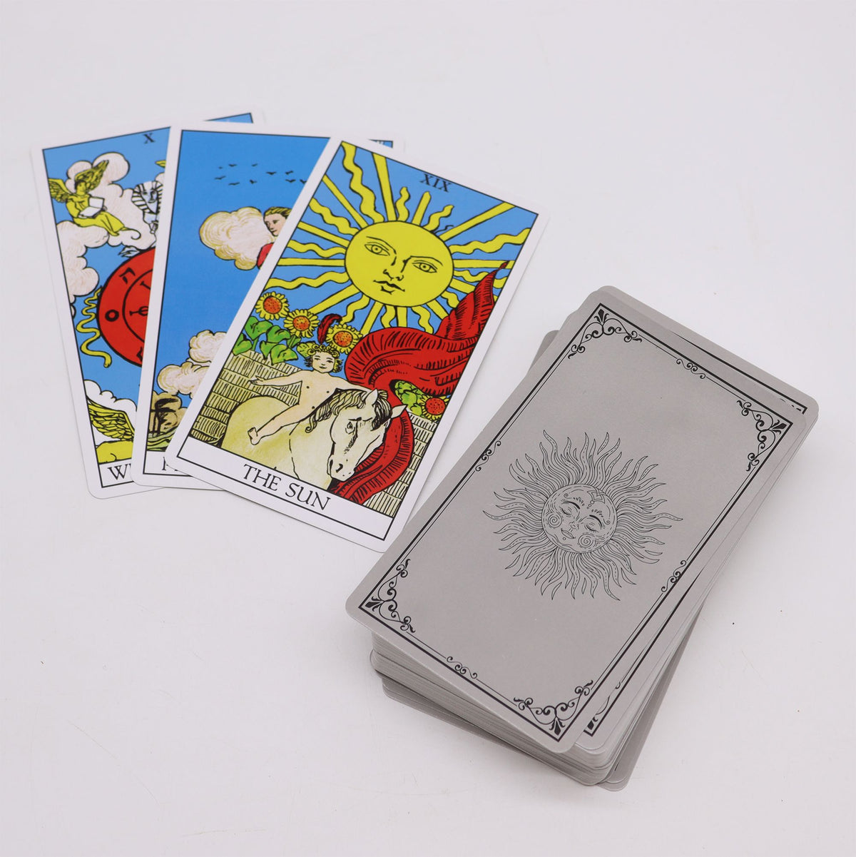 Tarotkarten mit Begleitbuch – Traditional Arcana