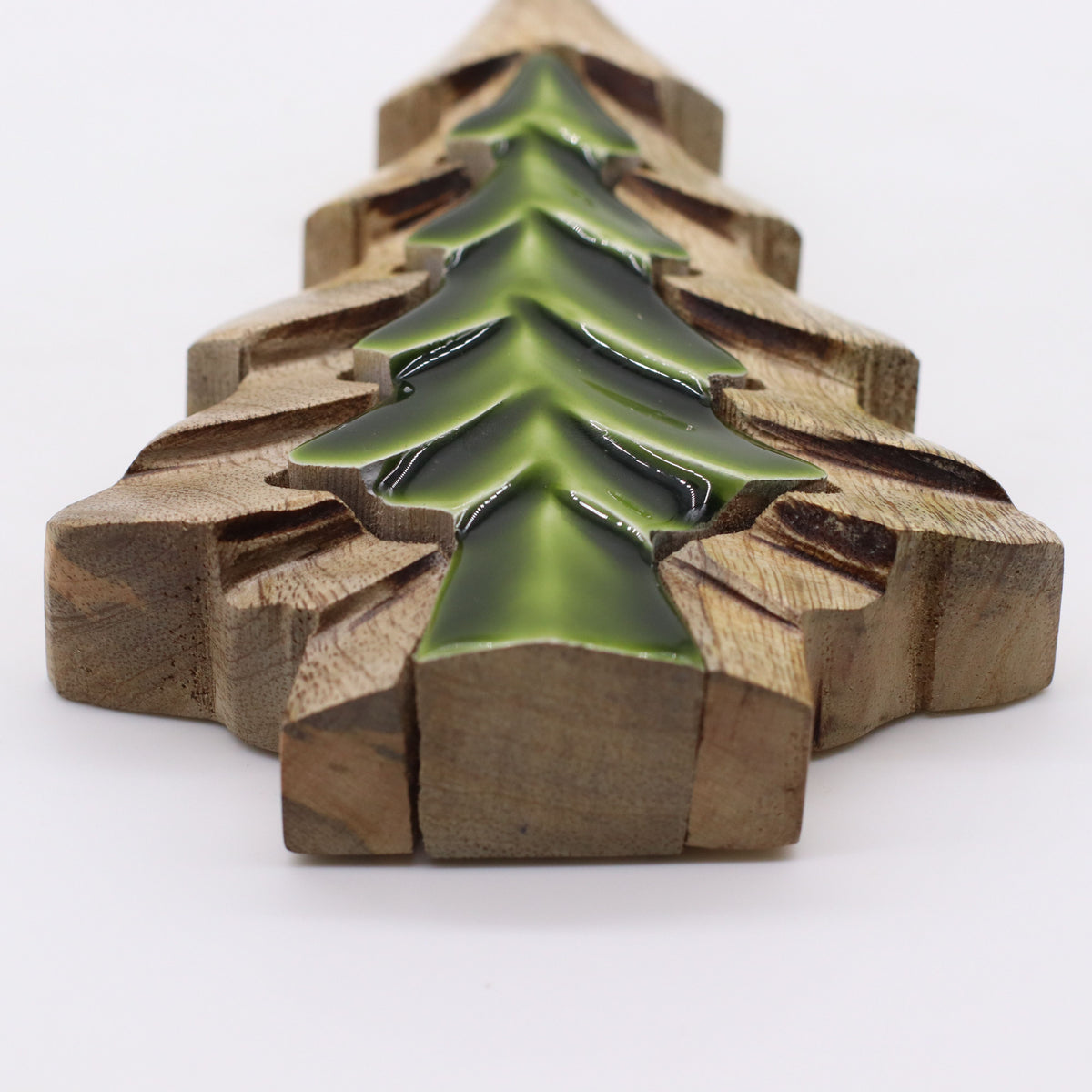 Kleiner Baum im Baum – Holzdekoration 15 x 10 cm