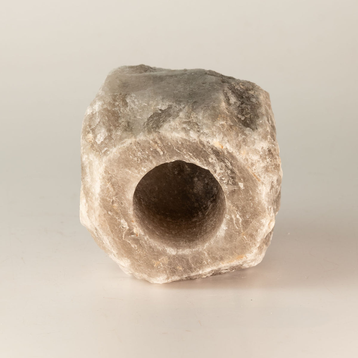 Grauer Salzkerzenhalter, 600–800 g