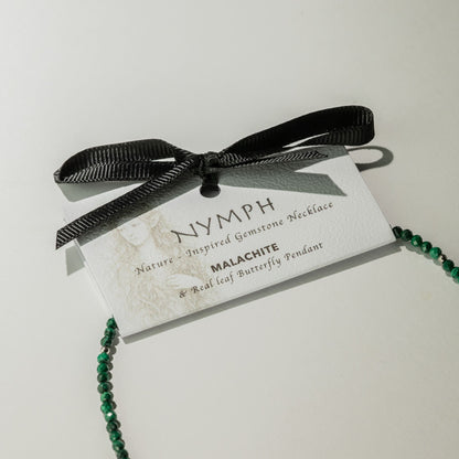 Mineralienkette Nymphe mit Schmetterling – Malachit