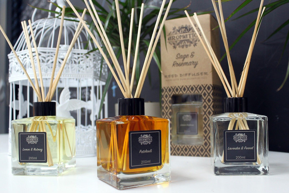 Aroma-Diffusor mit ätherischen Ölen Pfefferminze & Weihrauch, 200 ml