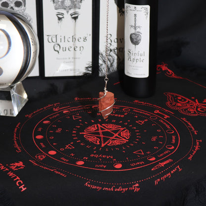 Pendelmatte „Antike Hexe“ – Motte · Schwarz und Rot