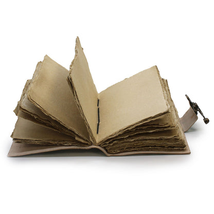 Notizbuch mit Ledereinband – Bee Kind