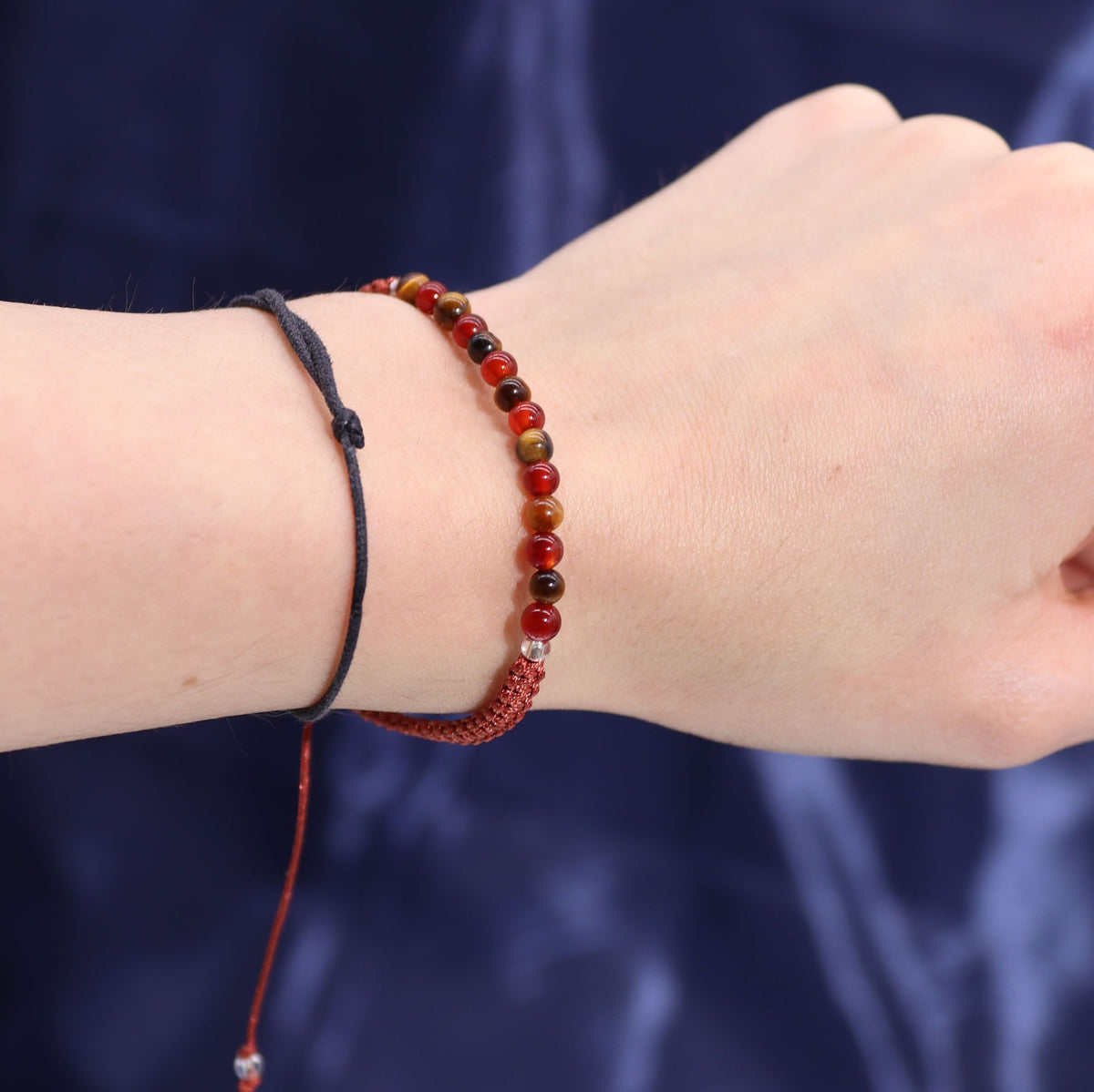 Sternzeichen-Kristallkerze mit Edelsteinarmband und Kartenlegung – Löwe