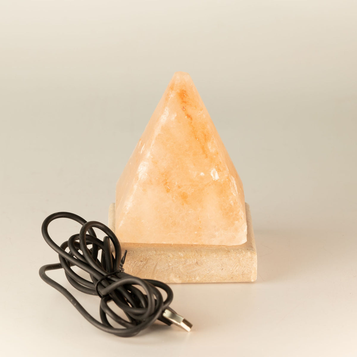 USB-Salzlampe Pyramide, 9 cm – weißes Licht